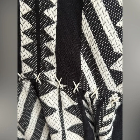 Maeve Monochrome Geometric Long Sleeve Dress - Picture 11 of 16